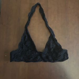 Black lacy bralette